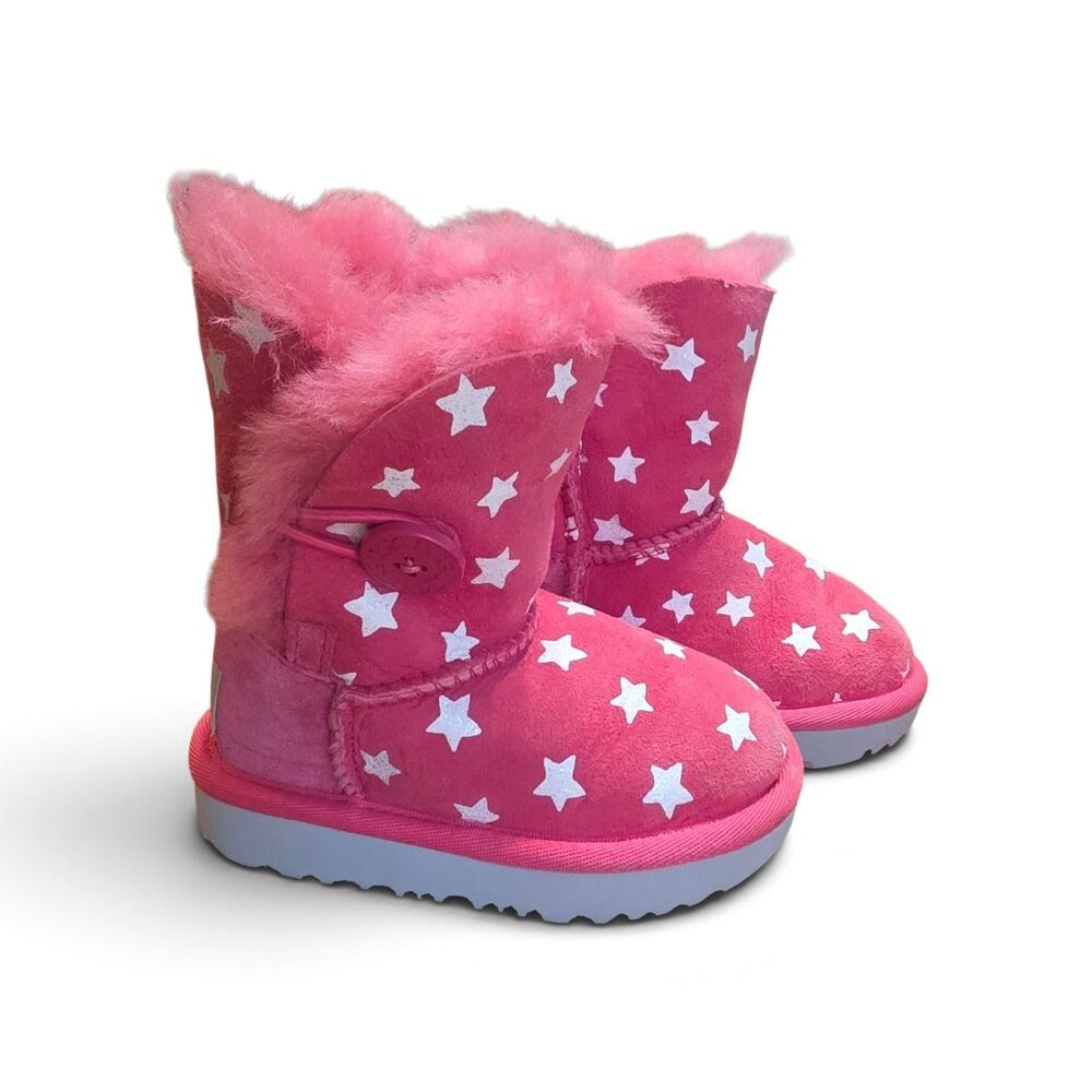 ugg boots toddler Star Print pink size 6